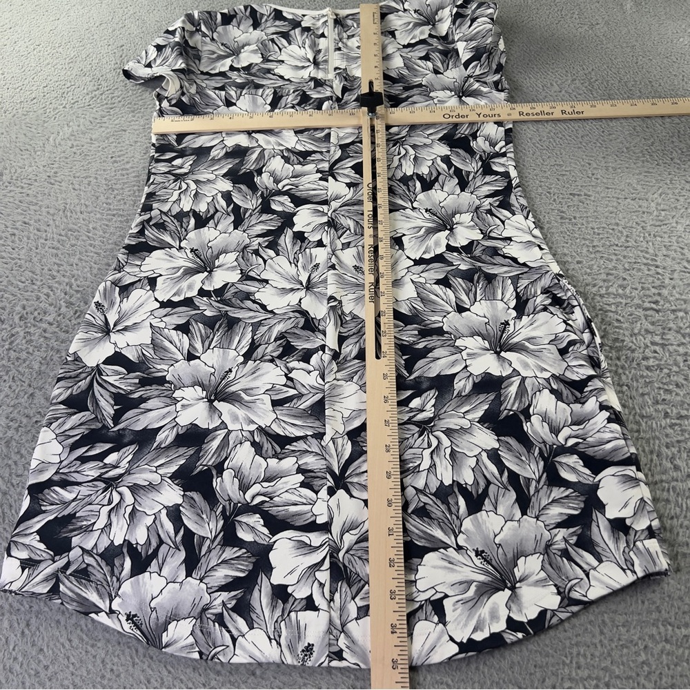 Tommy Bahama Aubrey Lani Kai Bay Dress Womens Small Black White Floral Beach - Picture 6 of 9
